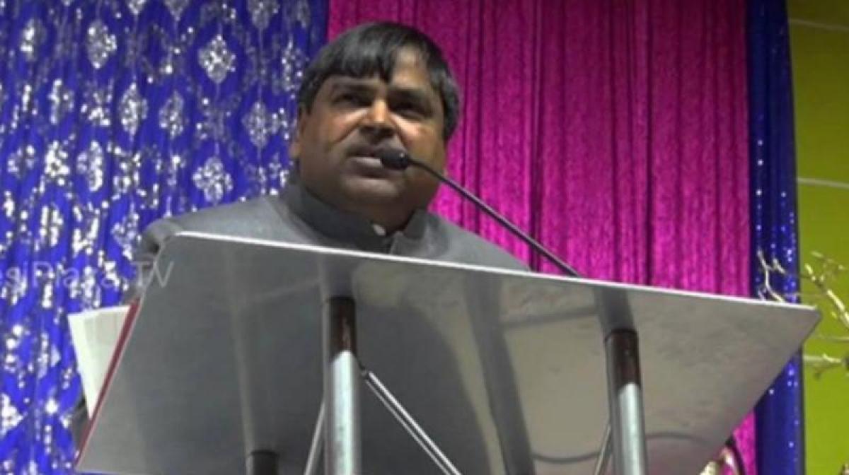 UP police files charge-sheet on rape against SP leader Prajapati, 6 others